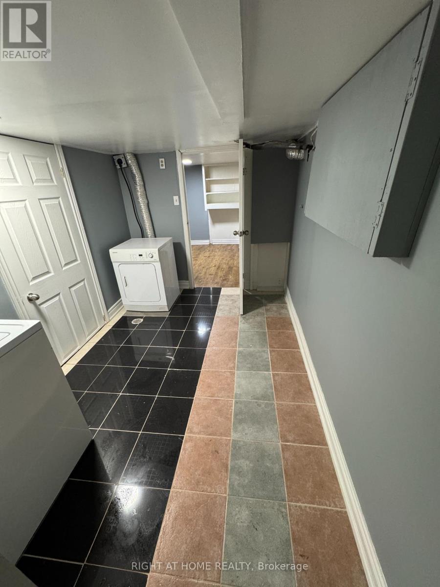 683 MORTIMER AVENUE - Image 11