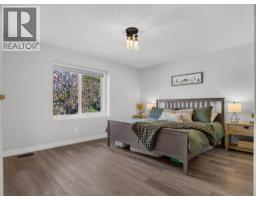1215 Lake Twintree Drive Se, Calgary, AB T2J2W9 Photo 23