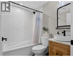 1215 Lake Twintree Drive Se, Calgary, AB T2J2W9 Photo 39