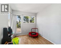 881 Pinebrook Place, Coquitlam, BC V3C4C1 Photo 18