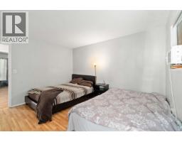 881 Pinebrook Place, Coquitlam, BC V3C4C1 Photo 13