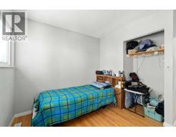 881 Pinebrook Place, Coquitlam, BC V3C4C1 Photo 15