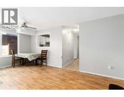 881 Pinebrook Place, Coquitlam, BC V3C4C1 Photo 6
