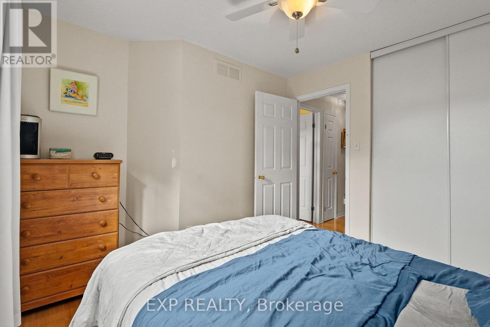 534 LAWLER CRESCENT - 25