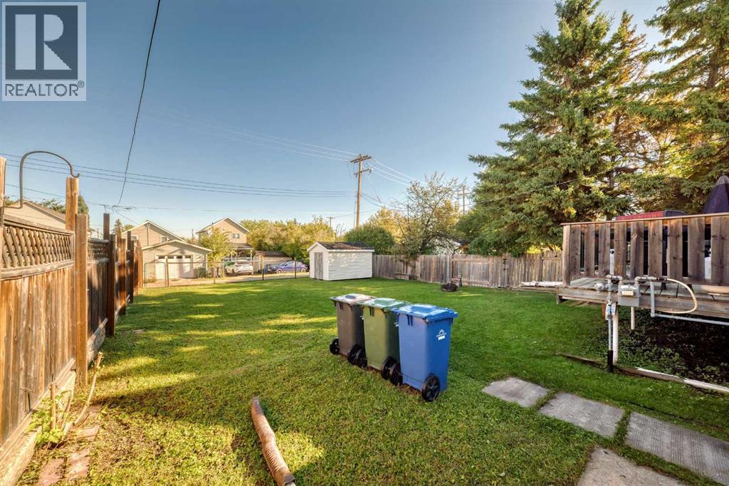 Listing photo – 5020 46 Street, Innisfail