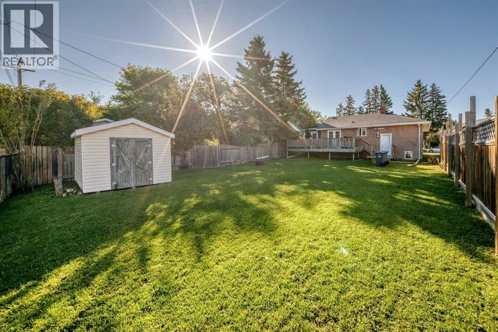 Listing photo – 5020 46 Street, Innisfail
