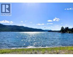 8394 Sa-seen-os Rd, Youbou, BC V0R3E1 Photo 21