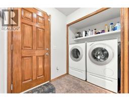 2pc Bathroom - 760 Riverbend Drive Se, Calgary, AB T2C3T7 Photo 6