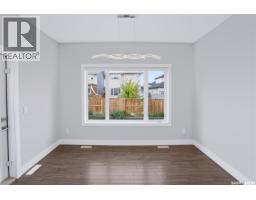 Kitchen - 550 Bolstad Turn, Saskatoon, SK S7W0X9 Photo 14