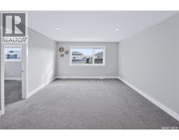 2pc Bathroom - 550 Bolstad Turn, Saskatoon, SK S7W0X9 Photo 20