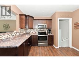 3pc Bathroom - 4708 47 Street, Camrose, AB T4V1J5 Photo 8