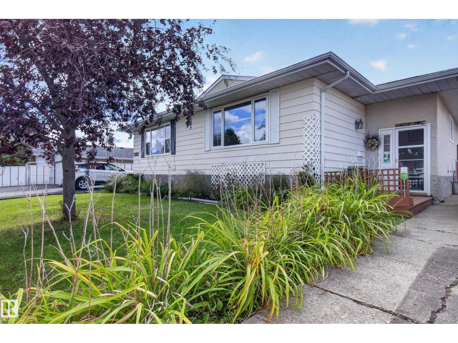 13214 38 St NW photo 2 — MLS® E4509512
