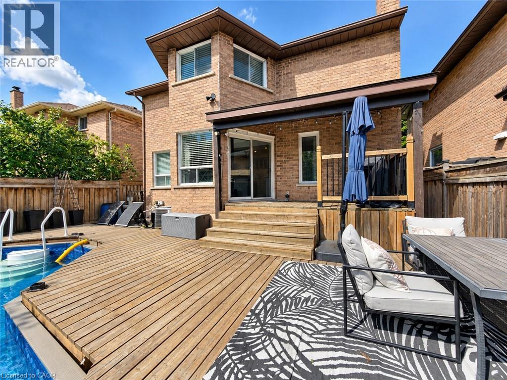 35 Gerald Crescent — photo 45