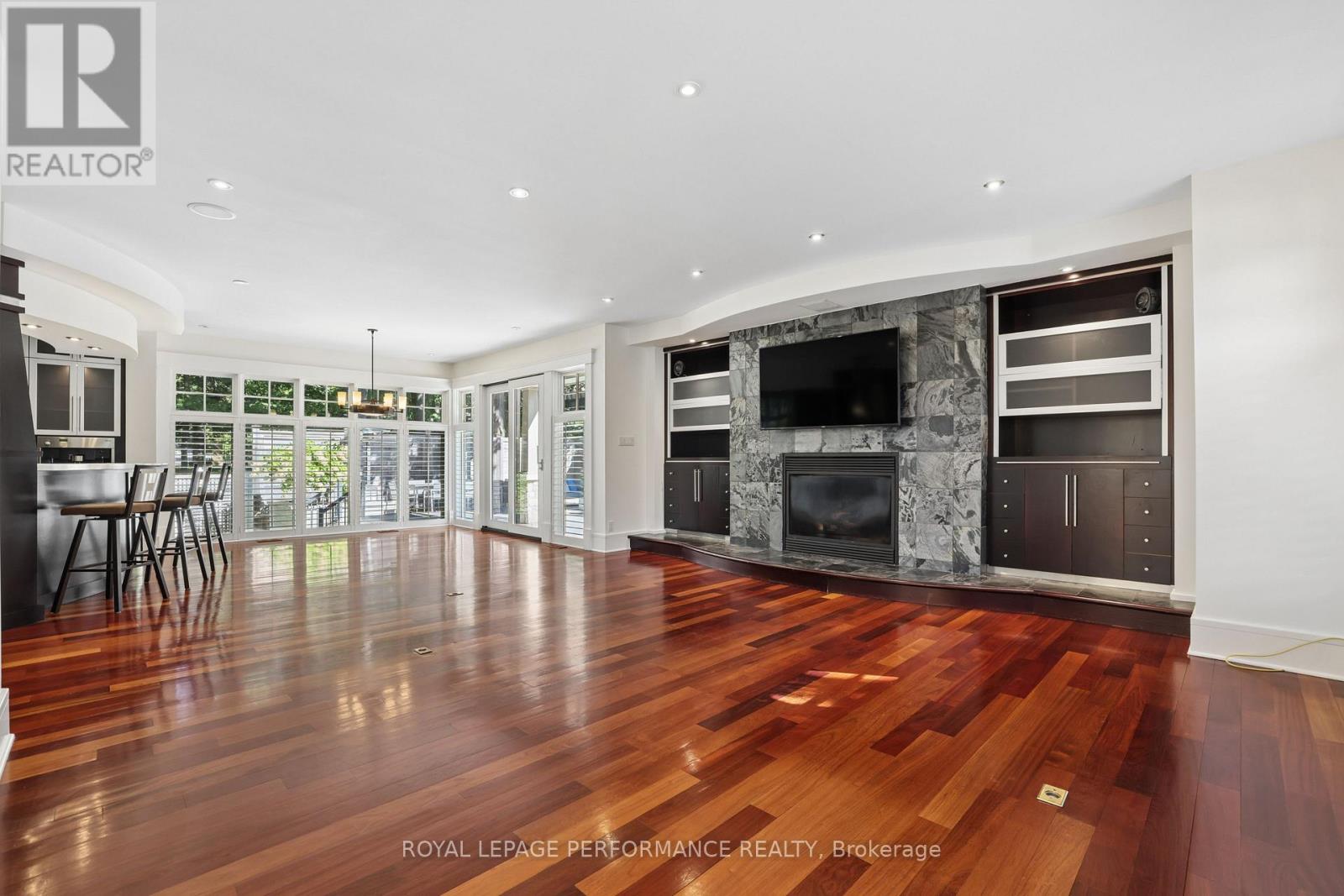 29 MACKINNON ROAD, Ottawa — photo 11