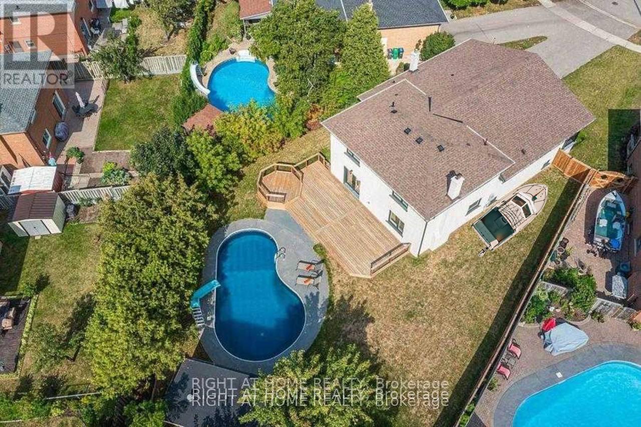 690 HILLMAN CRESCENT, Mississauga (Applewood) — photo 3