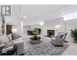 19 Springbrook Drive, Richmond Hill, ON L4B3R9 Photo 25