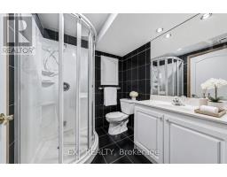 19 Springbrook Drive, Richmond Hill, ON L4B3R9 Photo 28