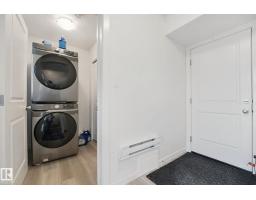 Mud room - 612 Kinglet Bv Nw, Edmonton, AB T5S0S9 Photo 8