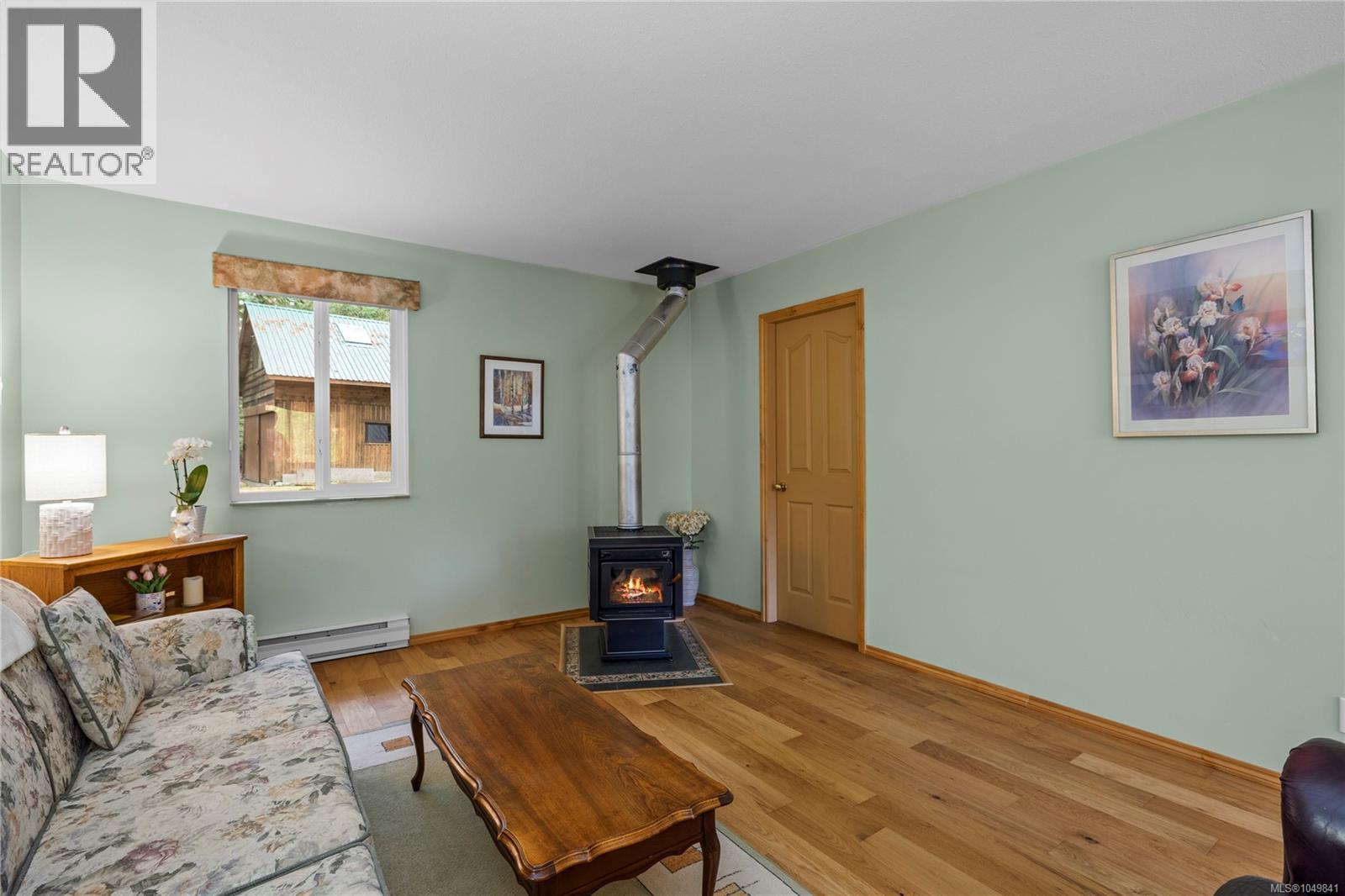 1769 Errington Rd - Image 24