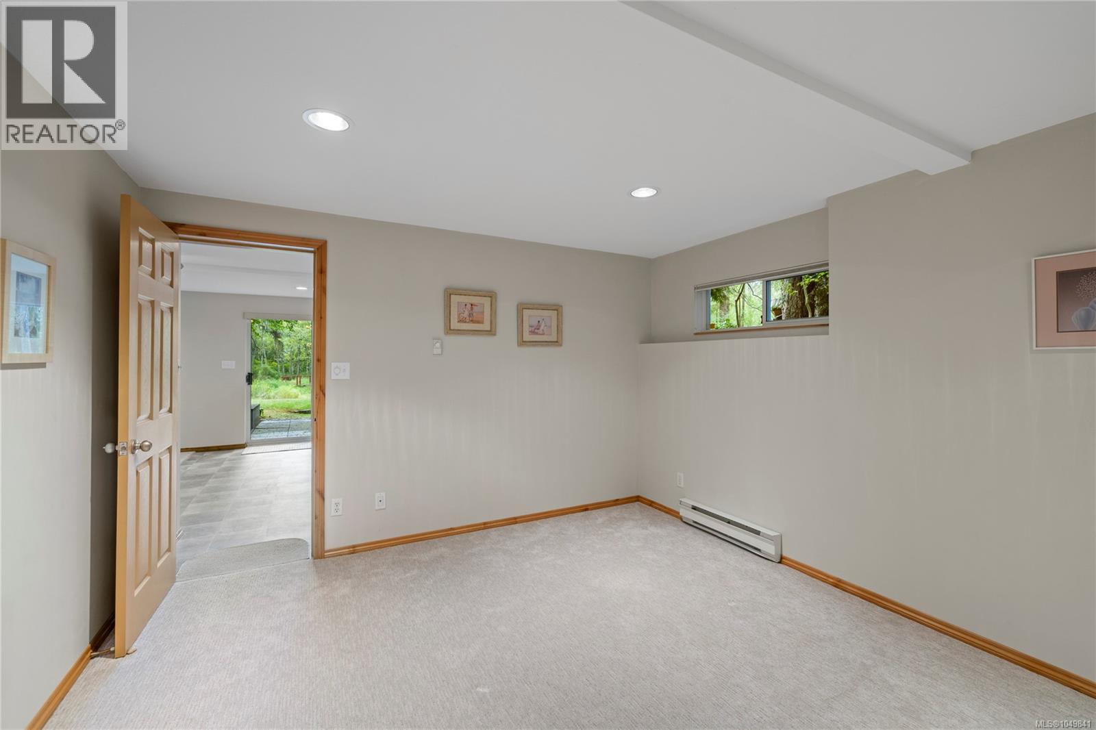 1769 Errington Rd - 36