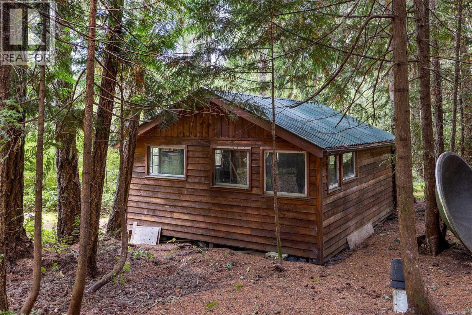 1769 Errington Rd - 50