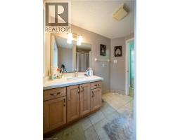237 Grey Fox Drive, Kitchener, ON N2E3N7 Photo 20