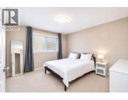 4pc Bathroom - 266 Millrise Square Sw, Calgary, AB T2Y4B9 Photo 9