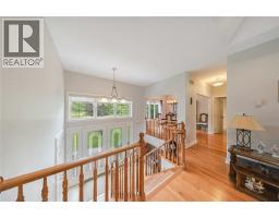 Kitchen/Dining room - 8653 Vance Drive, Lambton Shores, ON N0N1J7 Photo 15