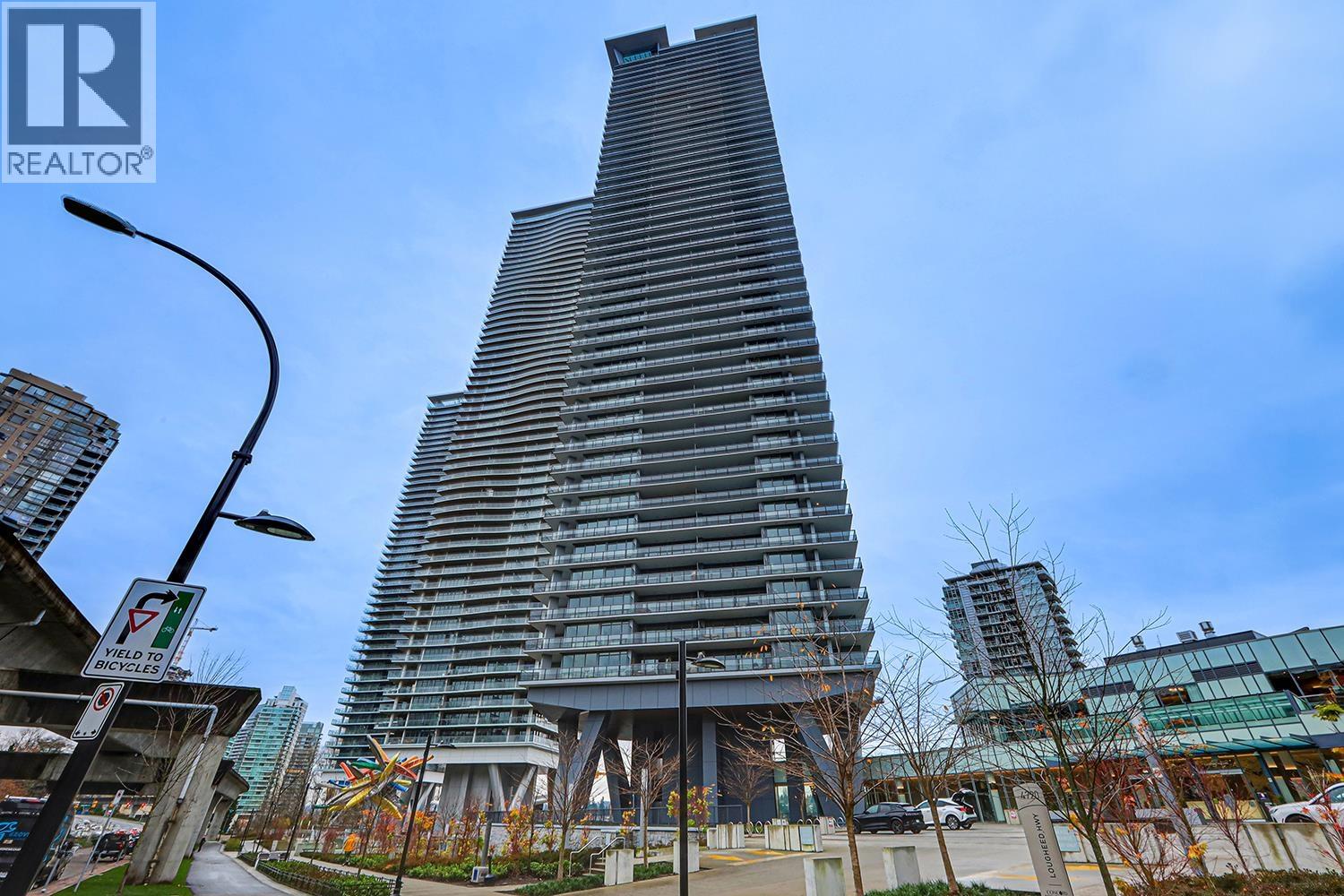 Property for sale at 2912 4730 LOUGHEED HIGHWAY