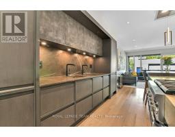 Kitchen - 353 Winston Avenue, Ottawa, ON K2A1Y6 Photo 11