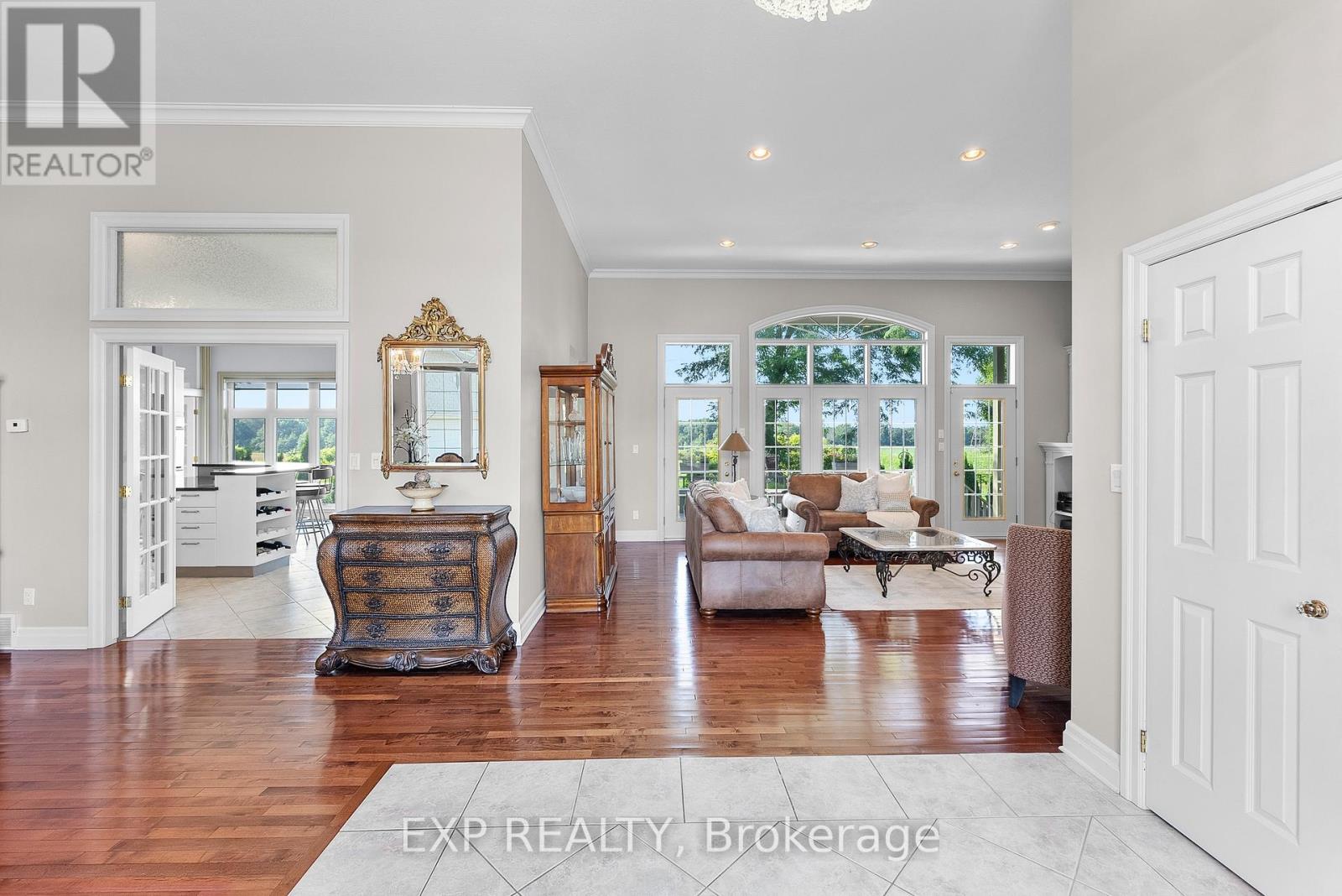 8113 FATIMA COURT, Niagara Falls (Mt. Carmel) — photo 6