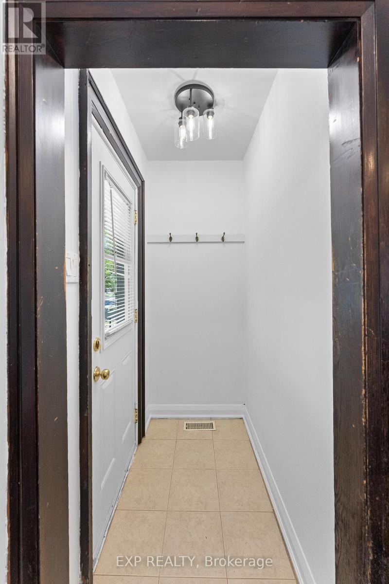 28 GRANTHAM AVENUE, St. Catharines (E. Chester) — photo 12