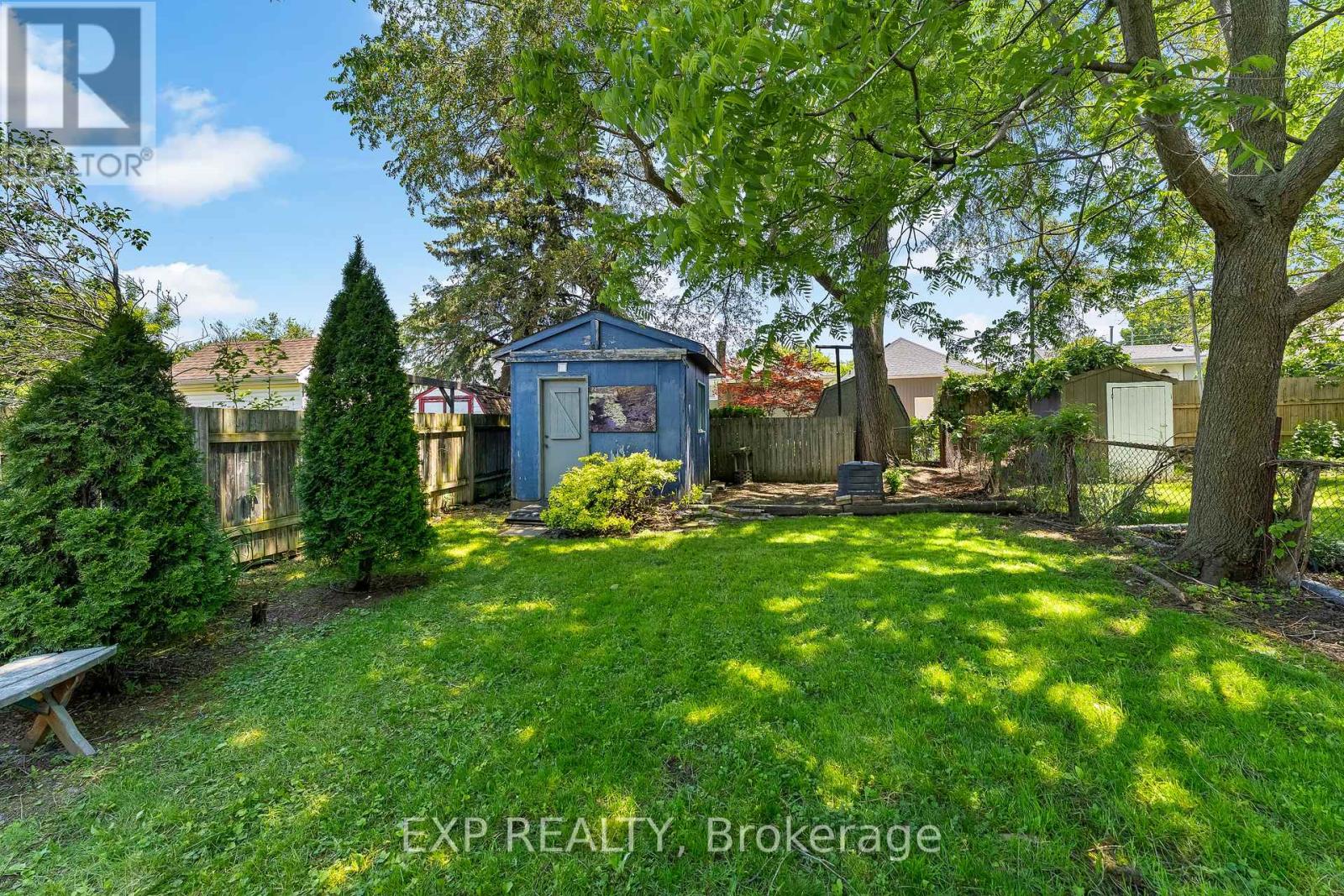 28 GRANTHAM AVENUE - Image 36