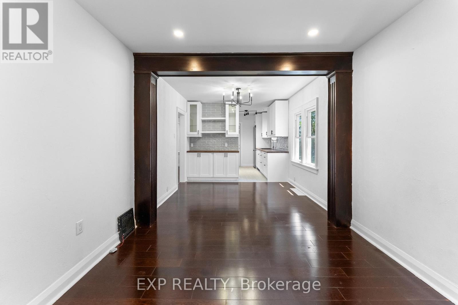 28 GRANTHAM AVENUE, St. Catharines (E. Chester) — photo 6