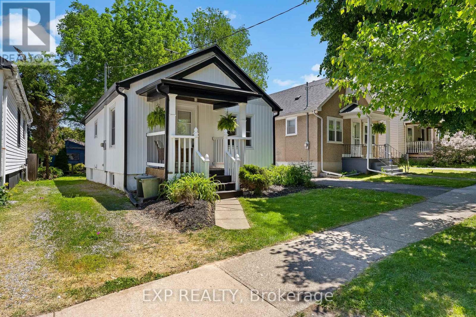 28 GRANTHAM AVENUE, St. Catharines (E. Chester) — photo 7