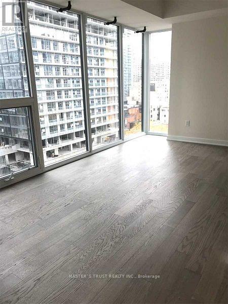 1102 - 17 DUNDONALD STREET, Toronto (Church-Yonge Corridor) — photo 4