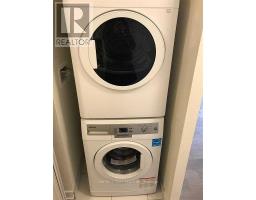 1102 - 17 Dundonald Street, Toronto, ON M4Y0E4 Photo 11