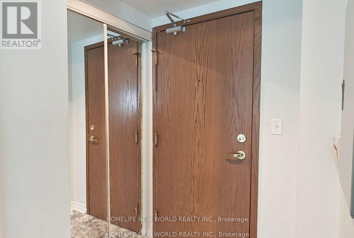 806 - 1 LEE CENTRE DRIVE, Toronto (Woburn) — photo 4