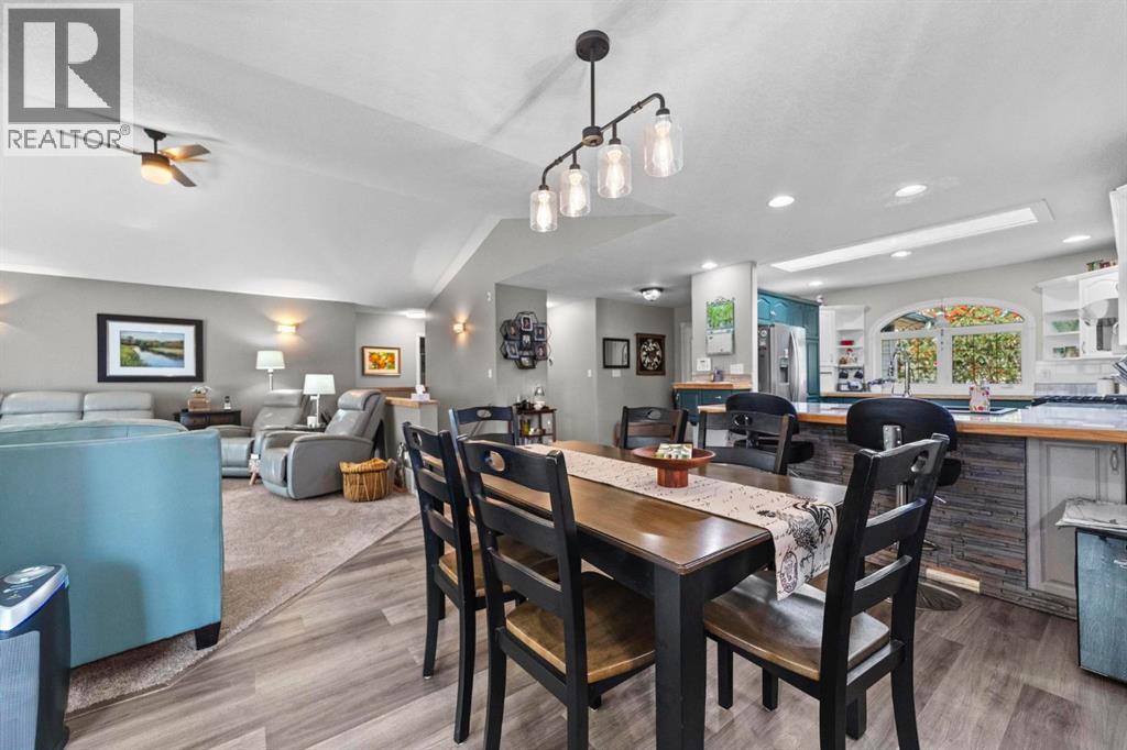 Listing photo – 112 Edgewood Close, Camrose