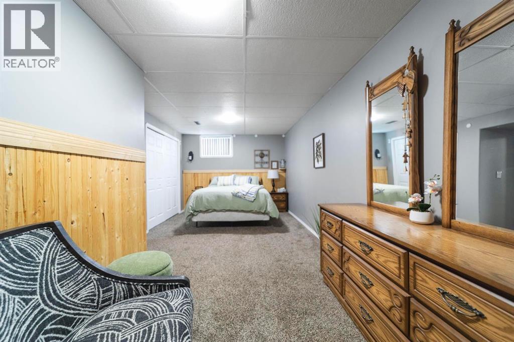 Listing photo – 112 Edgewood Close, Camrose