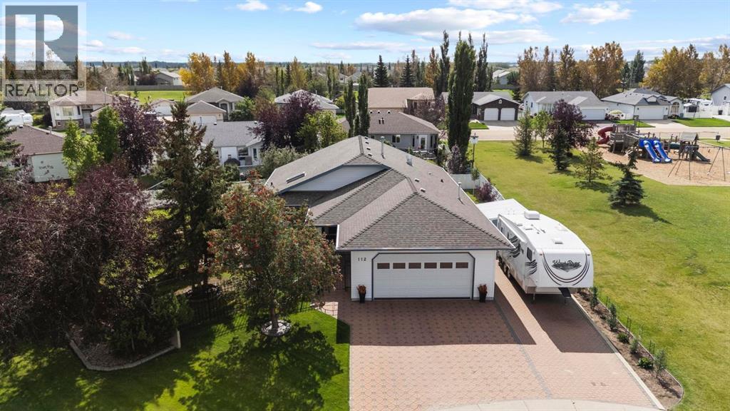 Listing photo – 112 Edgewood Close, Camrose