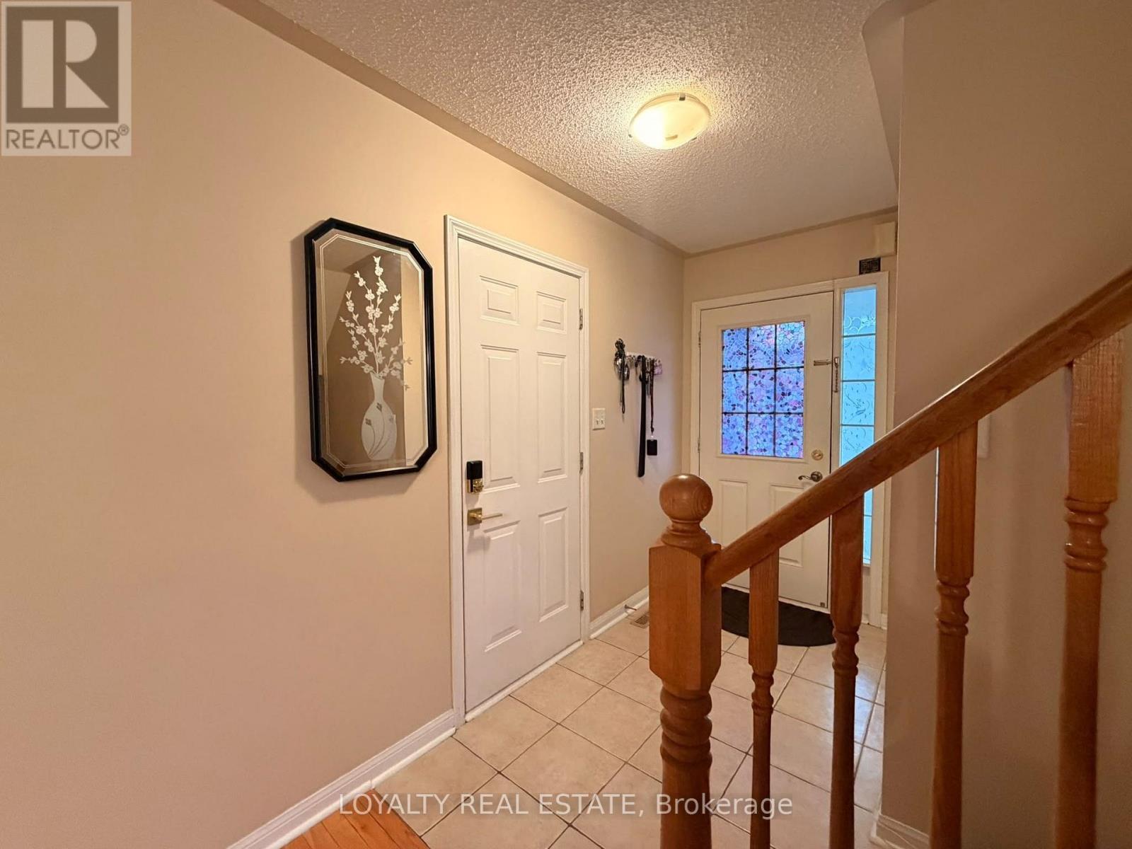 Photo of a listing in 1023 - BE Beaty