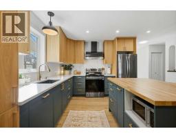 Primary Bedroom - 97 Andrews Close, Red Deer, AB T4R2R1 Photo 9