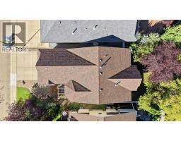 97 Andrews Close, Red Deer, AB T4R2R1 Photo 44