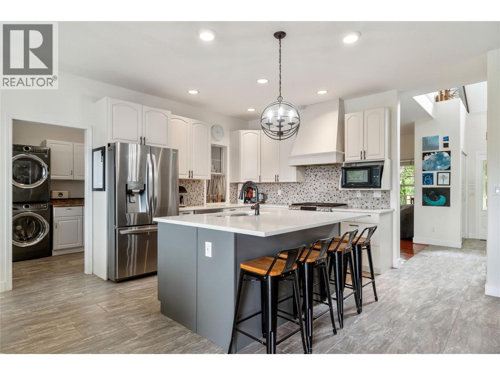  2662 Blind Bay Road, Blind Bay