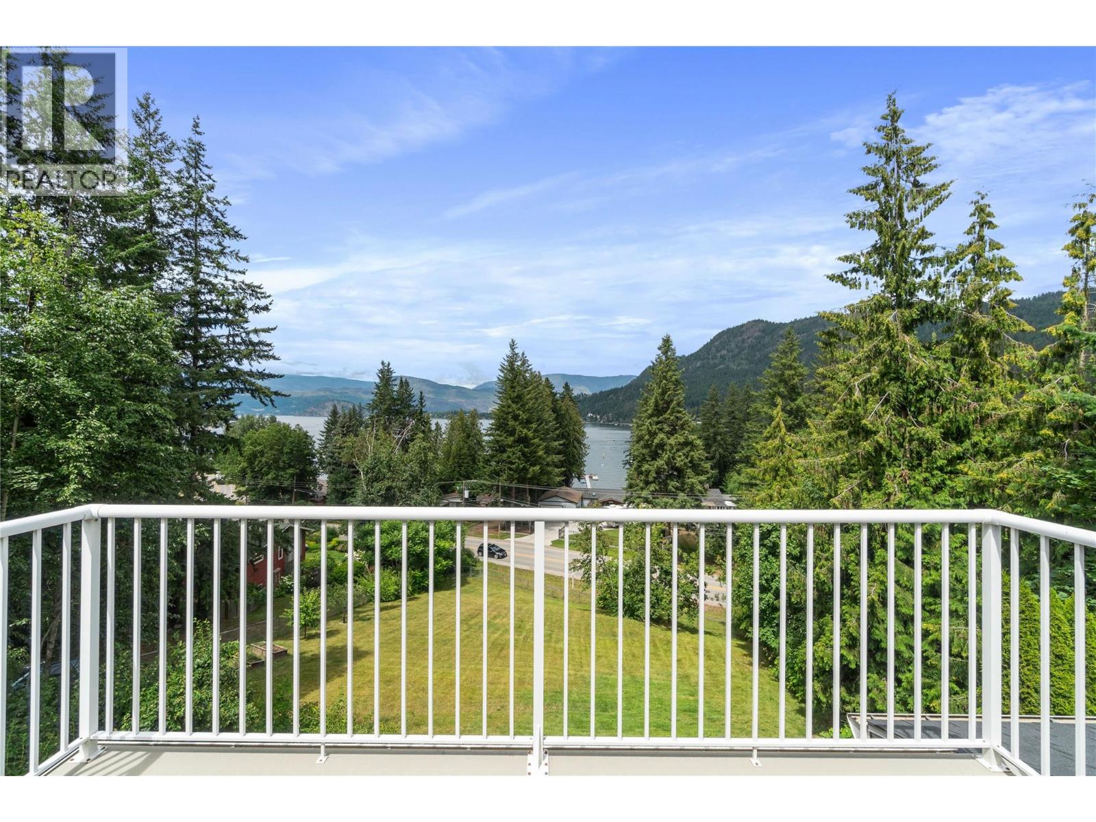  2662 Blind Bay Road, Blind Bay