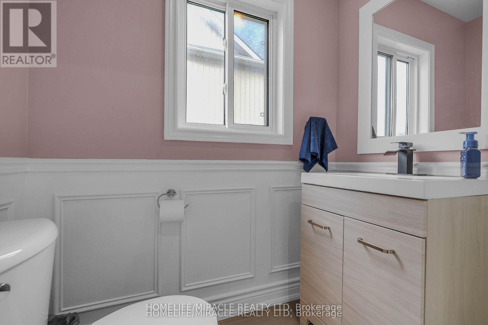 142 MARION STREET - 11