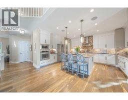 4pc Bathroom - 129 Aspenmere Drive, Chestermere, AB T1X0P2 Photo 11