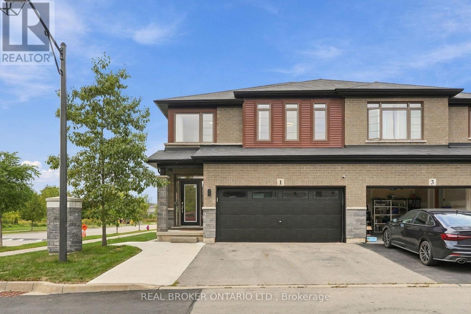 1 BURLEY LANE, Hamilton (Meadowlands)