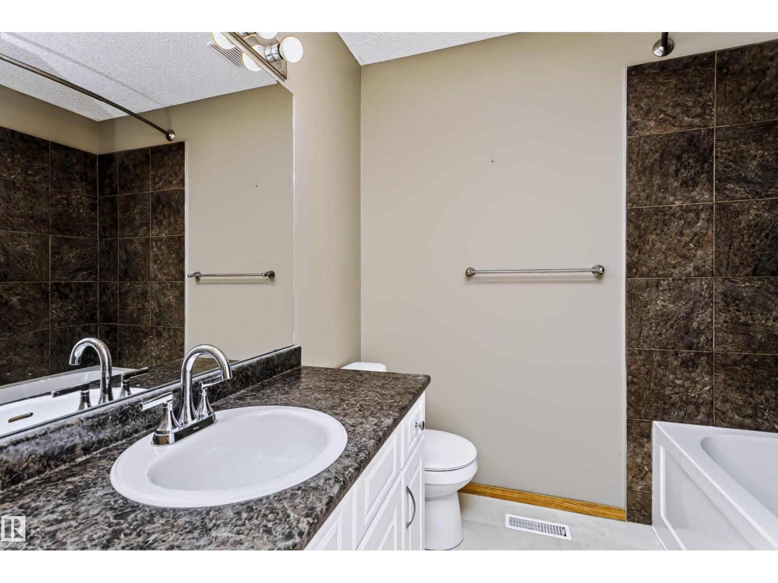 43 DALTON WY - Image 39